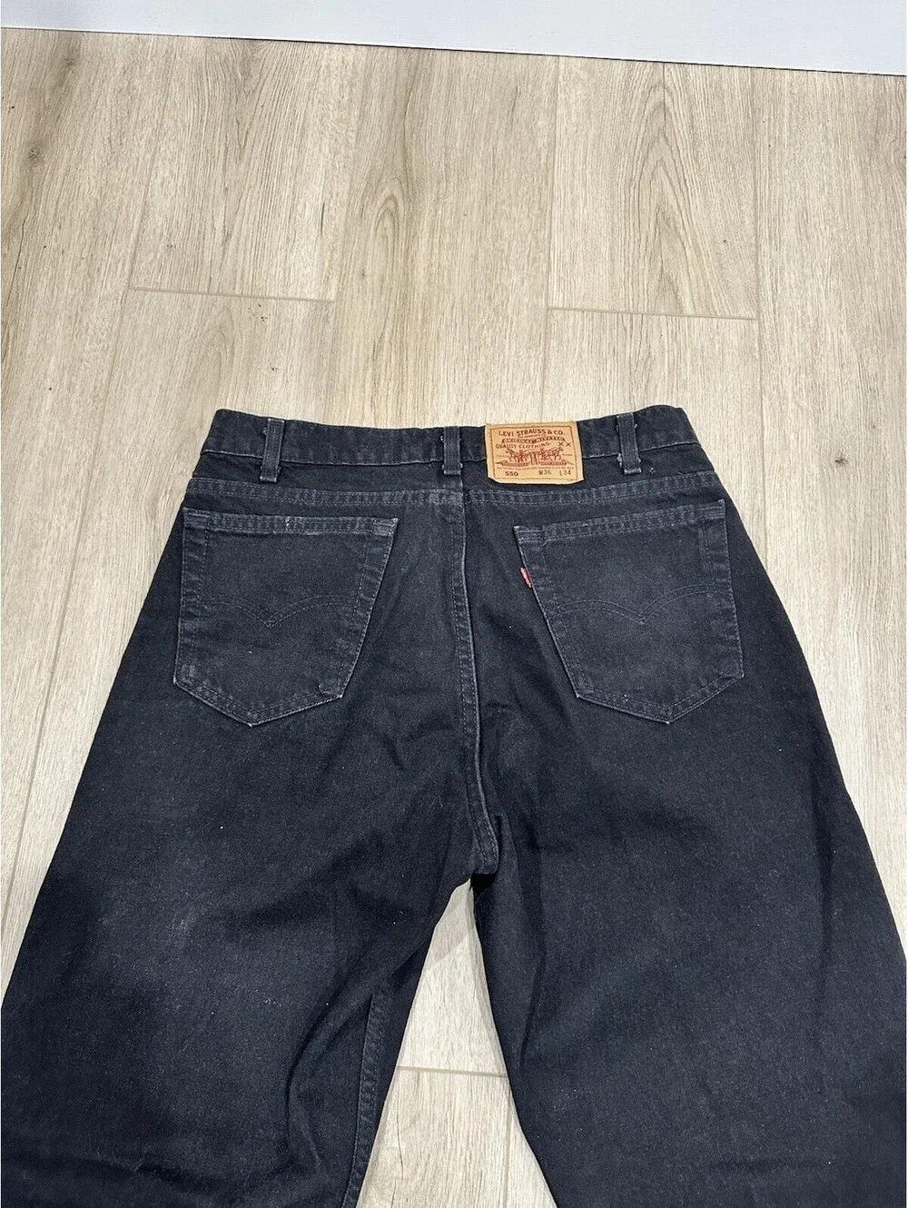 Vintage Levis 550 Jeans Mens 34x34 Black Denim Cotton Straight Relaxed Made USA